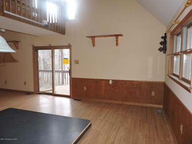 267 Four Seasons Dr, Drums, PA 18222 - photo 4