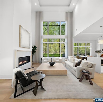 1 Stone Bridge Ct, Demarest, NJ 07627 - photo 3