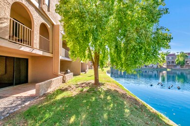 2524 S El Paradiso unit 105, Mesa, AZ 85202 - photo 2