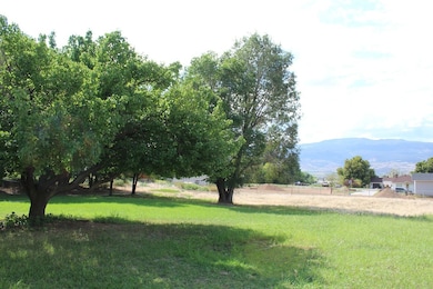 22 E Main St, Bicknell, UT 84715 - photo 2