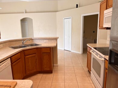 925 SW Mcdevitt Ave, Port Saint Lucie, FL 34953 - photo 4