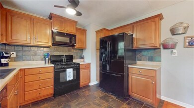 11820 W 69th Terrace, Shawnee, KS 66203 - photo 6