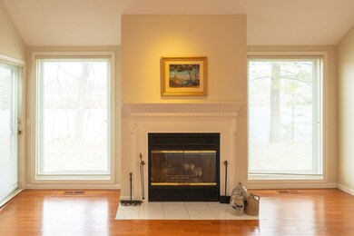 47 Walden Pond Dr, Nashua, NH 03064 - photo 6