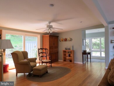 33 Pinecroft Ln, Flint Hill, VA 22627 - photo 3