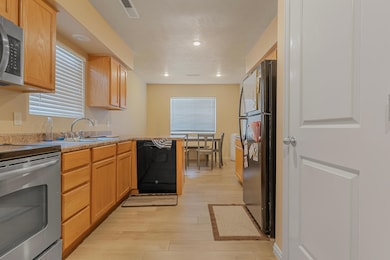 2930 E 450 N unit F6, Saint George, UT 84790 - photo 5