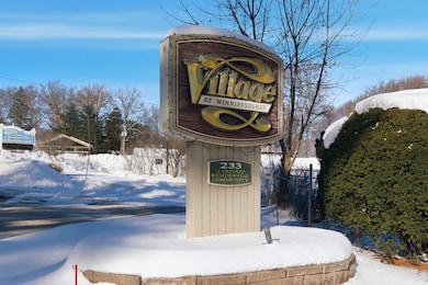 75 Treetop Cir unit 21, Laconia, NH 03246 - photo 6