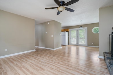 165 Hillcrest Circle (20 of 38)