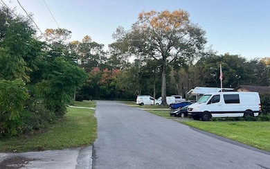 651 W Blue Lake Terrace, Deland, FL 32724 - photo 4