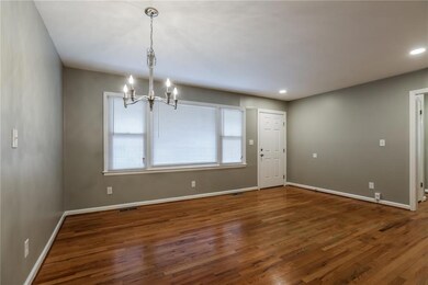 1812 NE 54th Terrace, Kansas City, MO 64118 - photo 4