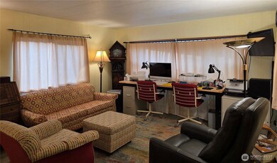 1965 Westside Hwy unit 19, Kelso, WA 98626 - photo 7