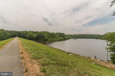 9017 Daum Ct, Springfield, VA 22153 - photo 4