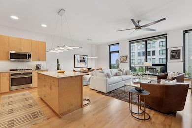 1240 S 2nd St unit 822, Minneapolis, MN 55415 - photo 5