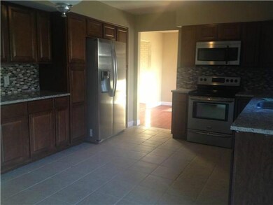 5156 Tamarack Blvd, Columbus, OH 43229 - photo 7