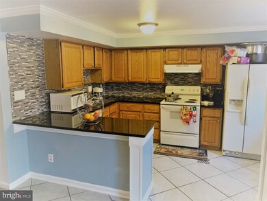 3581 Wharf Ln, Triangle, VA 22172 - photo 5