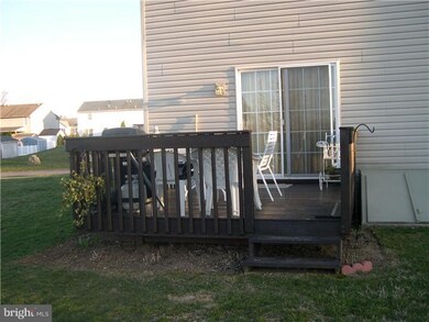 100 Cheshire Ct unit 200, Sinking Spring, PA 19608 - photo 2