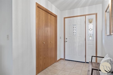 1717 Sylvan Ln, Billings, MT 59105 - photo 2