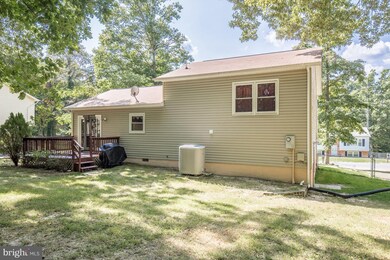 336 Albany St, Fredericksburg, VA 22407 - photo 2