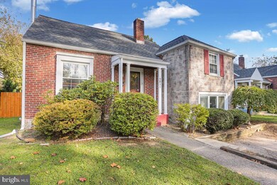 2811 Filbert Ave, Reading, PA 19606 - photo 2