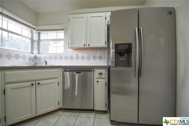 919 Whirlaway Dr, Copperas Cove, TX 76522 - photo 6