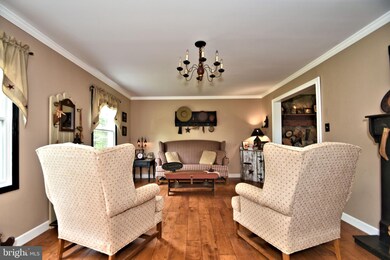 3183 Fennel Rd, Pennsburg, PA 18073 - photo 4