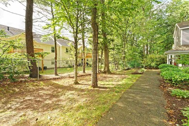 1976 Curry Rd unit E140, Schenectady, NY 12303 - photo 5