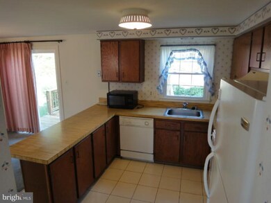 9684 Baltimore Ave, Laurel, MD 20723 - photo 3