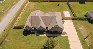 6801 Dickens Way Dr-100