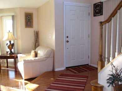 46710 Bullfinch Square, Sterling, VA 20164 - photo 3