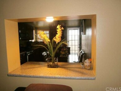 breakfast counter from living room to kitchen 