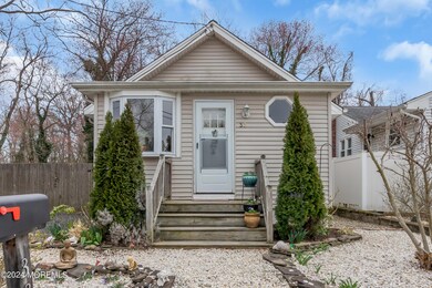 33 Warren Place, North Middletown, NJ 07748 - photo 2