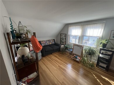 19 Joy St unit 2nd Flr, Providence, RI 02908 - photo 7