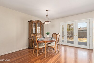 0012-12 Elmwood 2047
