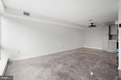 100 E Glenolden Ave unit T10, Glenolden, PA 19036 - photo 3