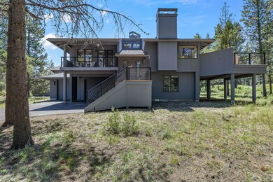 57723 Cherrywood Ln unit 2, Bend, OR 97707 - photo 2