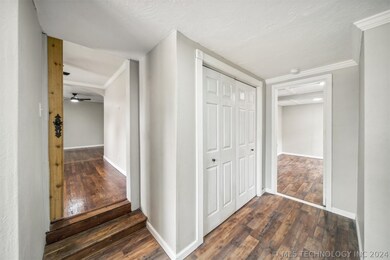 705 E 9th St, Claremore, OK 74017 - photo 7