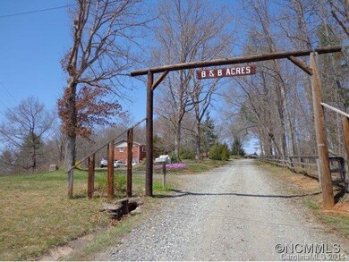 Entering B&B Acres