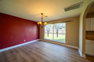 10723 Scenic Dr, Montgomery, TX 77356 - photo 5