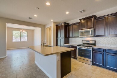 Laveen-28