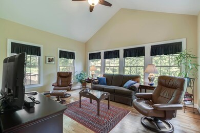 06_114 Talah Way_SunRoom01