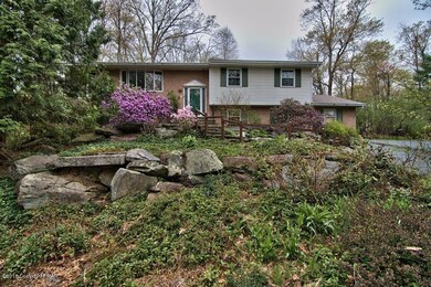 8510 Ridge Rd, Cresco, PA 18326 - photo 4