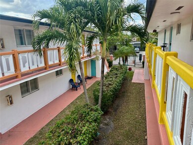 1548 SW 5th Place unit 4, Fort Lauderdale, FL 33312 - photo 4