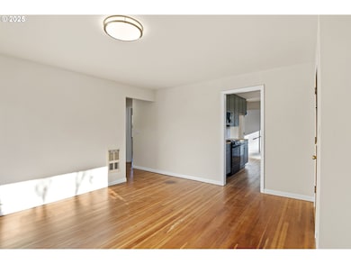 39115 Jasper Lowell Rd, Fall Creek, OR 97438 - photo 6