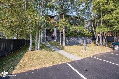 Exterior Front MS_89584-SMALL
