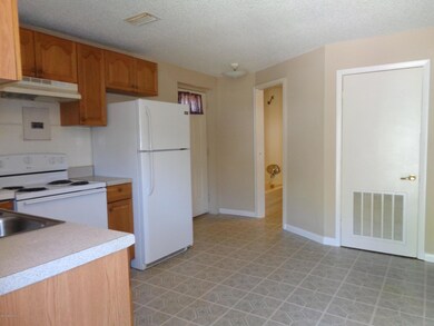 5164 Alpha Ave unit 1 (REAR), Jacksonville, FL 32205 - photo 2
