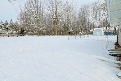 3091 E Navaho Trail, Hemlock, MI 48626 - photo 4