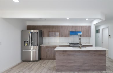 134-43 Maple Ave unit 2A, Flushing, NY 11355 - photo 2