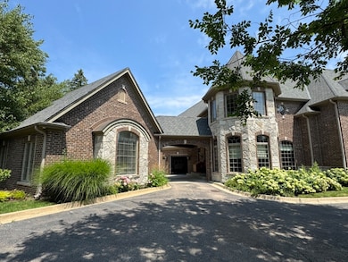 16W122 91st St, Burr Ridge, IL 60527 - photo 2