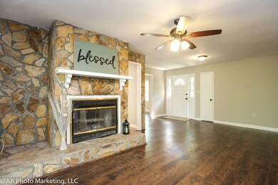 249 Fern Dr, Fort Valley, GA 31030 - photo 5