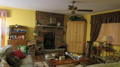 197 Riverview Dr, Lackawaxen, PA 18435 - photo 5