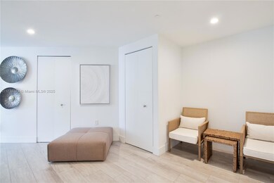 55 SW 9th St unit 1903, Miami, FL 33130 - photo 5